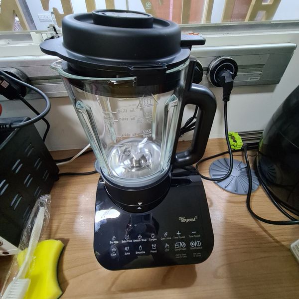 TOYOMI 1.75L Hush Crusher Cooking Blender 1200W BLC 9811 By Kate Zhong