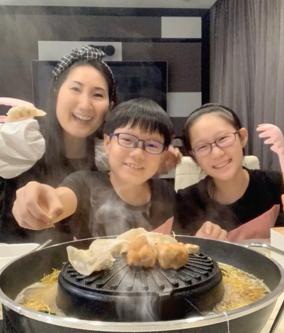 TOYOMI Electric Mookata / BBQ / Steamboat BBQ 8000 By Alicia Cho