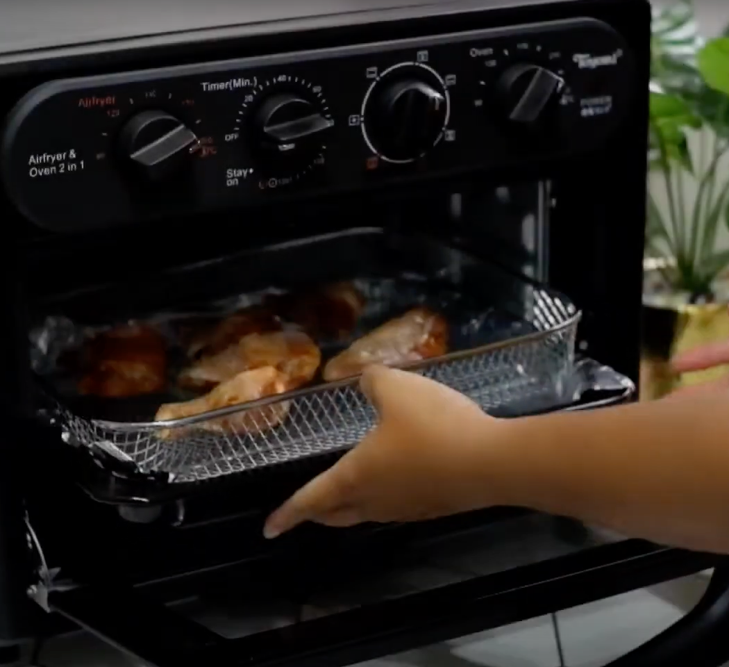 TOYOMI 25L Airfryer and Oven with Rotisserie AFO 2525RC By evejustbake