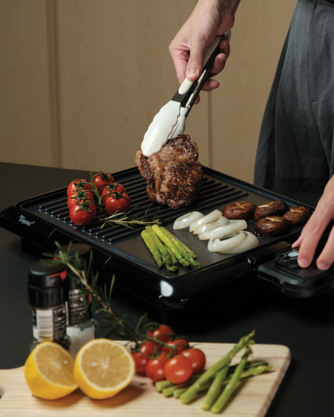 TOYOMI Electric BBQ Grill BBQ 6304 - TOYOMI